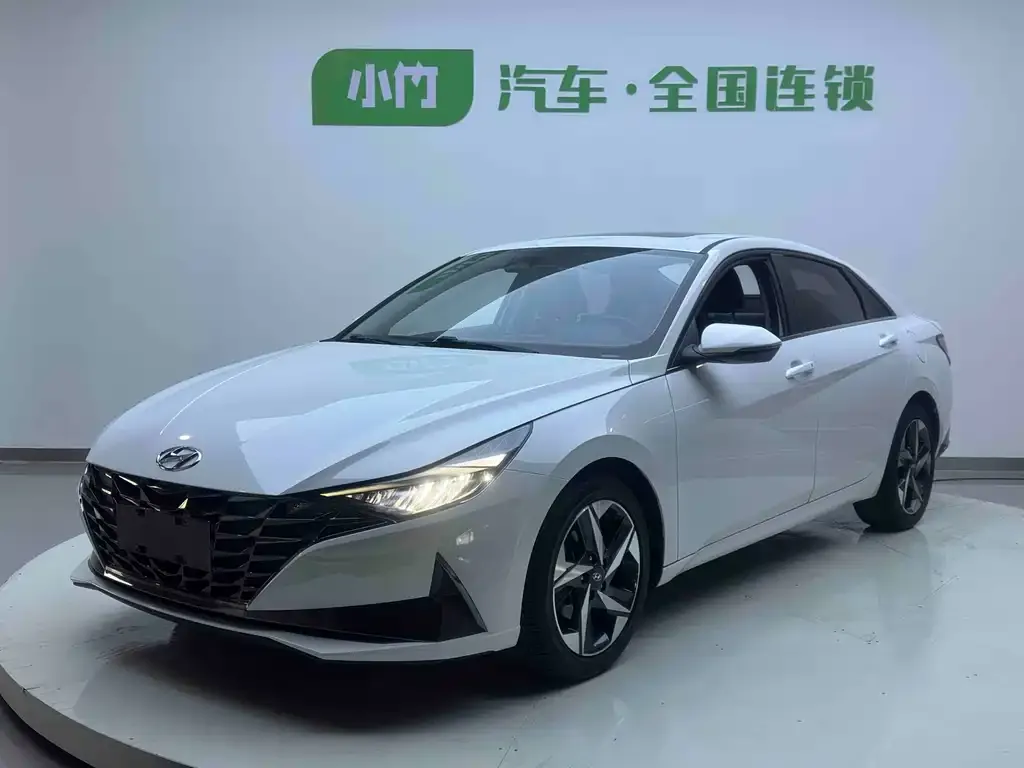 Hyundai Elantra 2022 из CN, фото 1