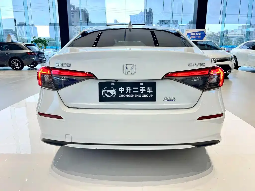 Honda Civic 2023 из CN, фото 2