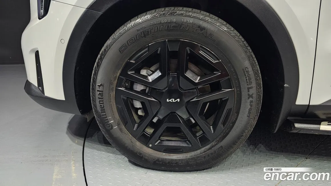 Kia Sorento — фото 5