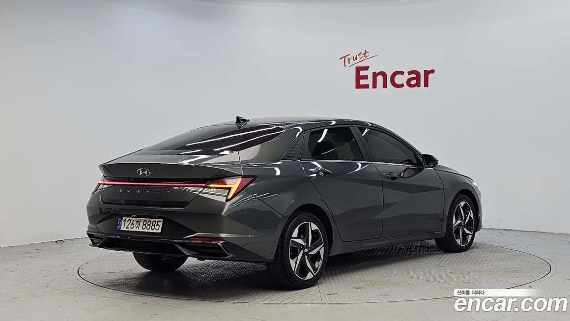 Hyundai AVANTE — фото 2