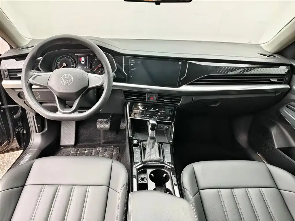 Volkswagen Passat New Energy 2022 из CN, фото 10