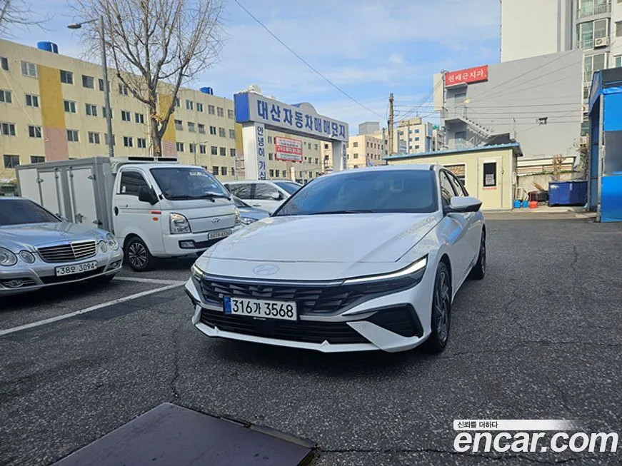 Hyundai AVANTE — фото 2