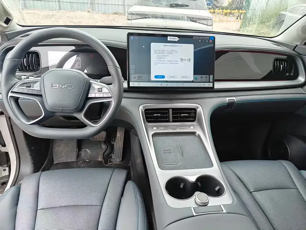 BYD Hiace 07 DM-i — фото 3