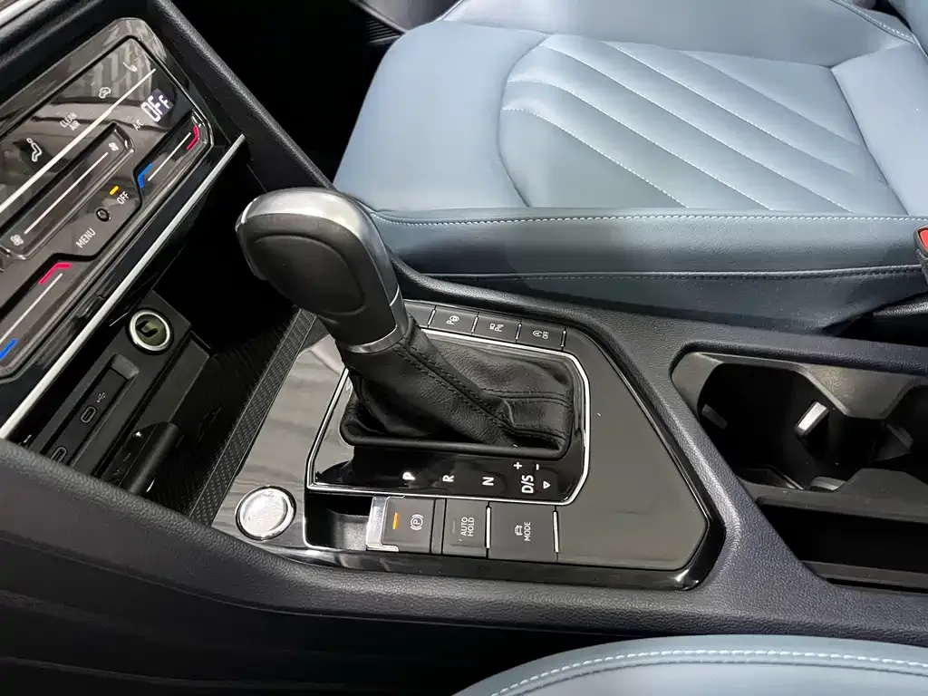 Volkswagen Tharu 2024 из CN, фото 7