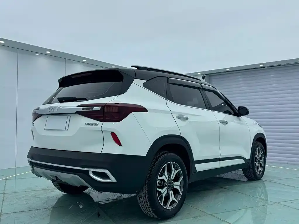 Kia KX3 2021 из CN, фото 6