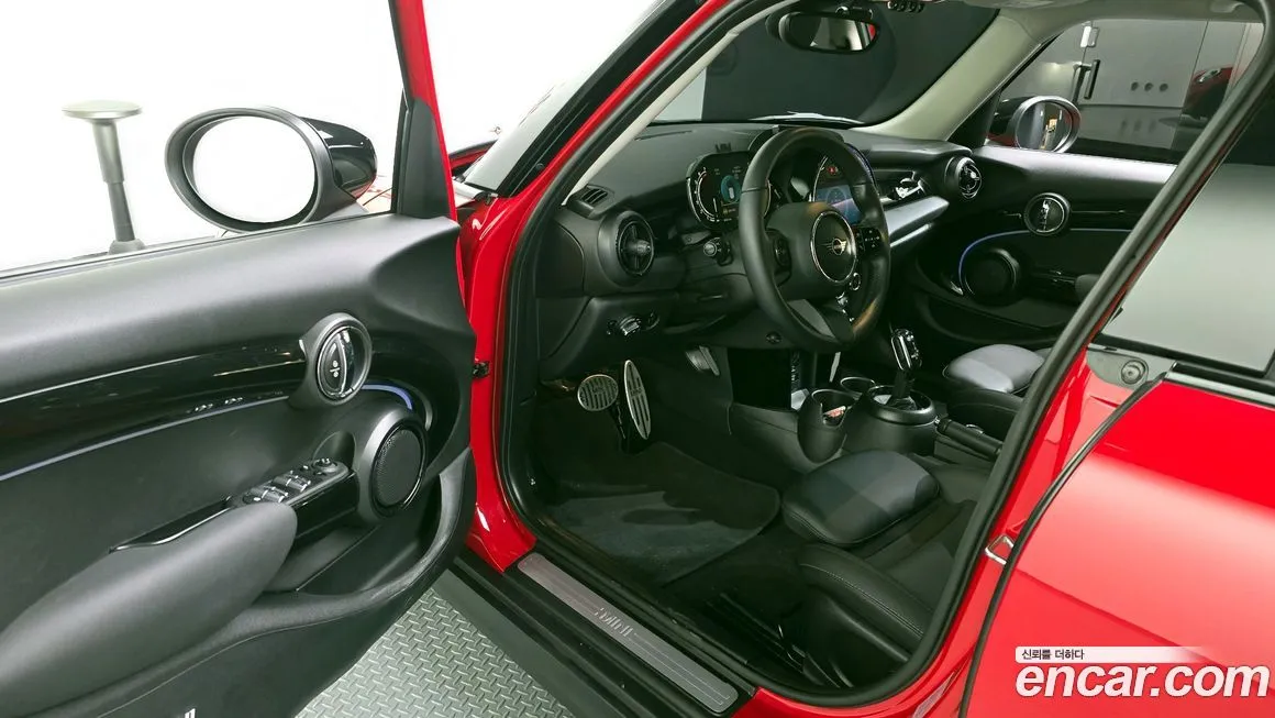 Mini Cooper 2022 из KR, фото 10