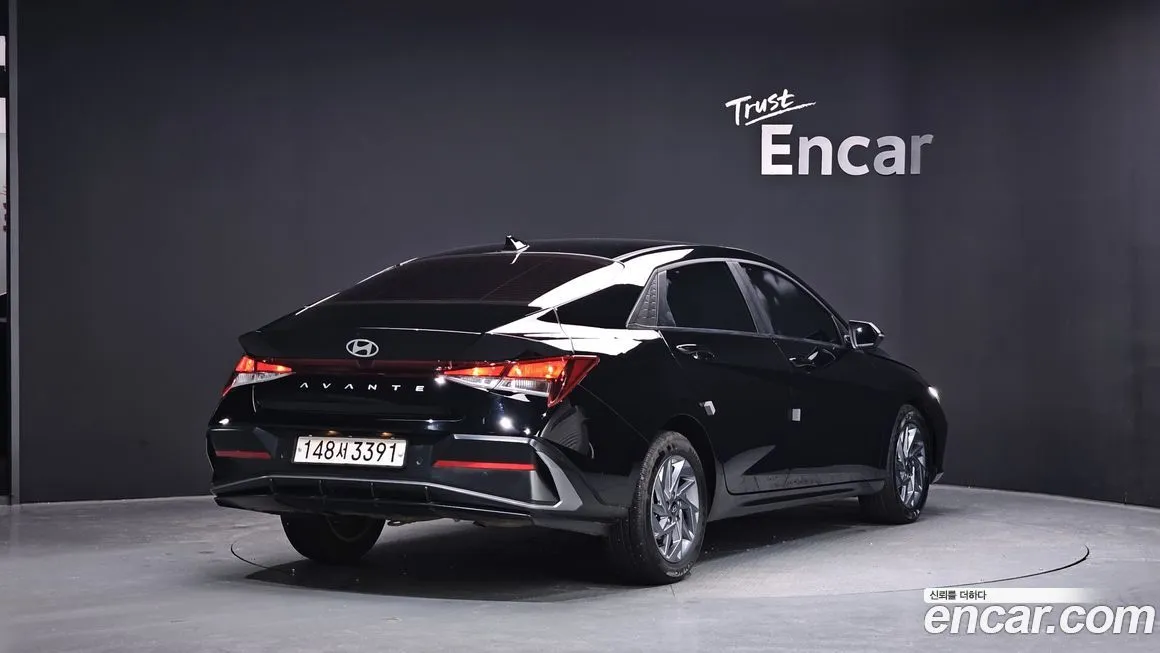 Hyundai AVANTE — фото 2