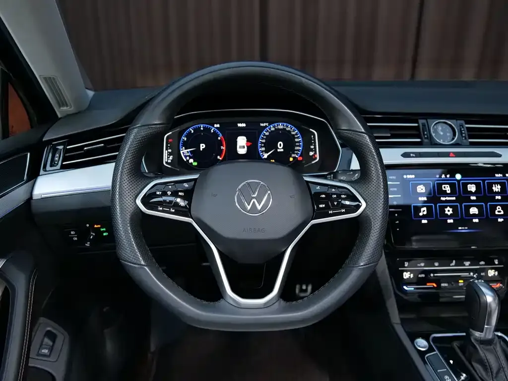 Volkswagen Magotan 2023 из CN, фото 10