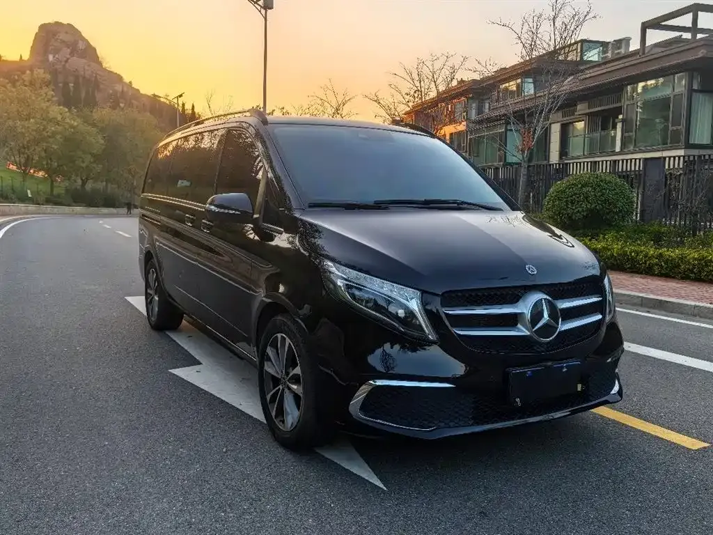 Mercedes-Benz V-Class — фото 2