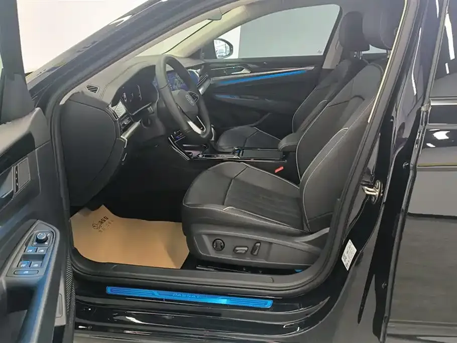 Volkswagen Passat 2024 из CN, фото 9