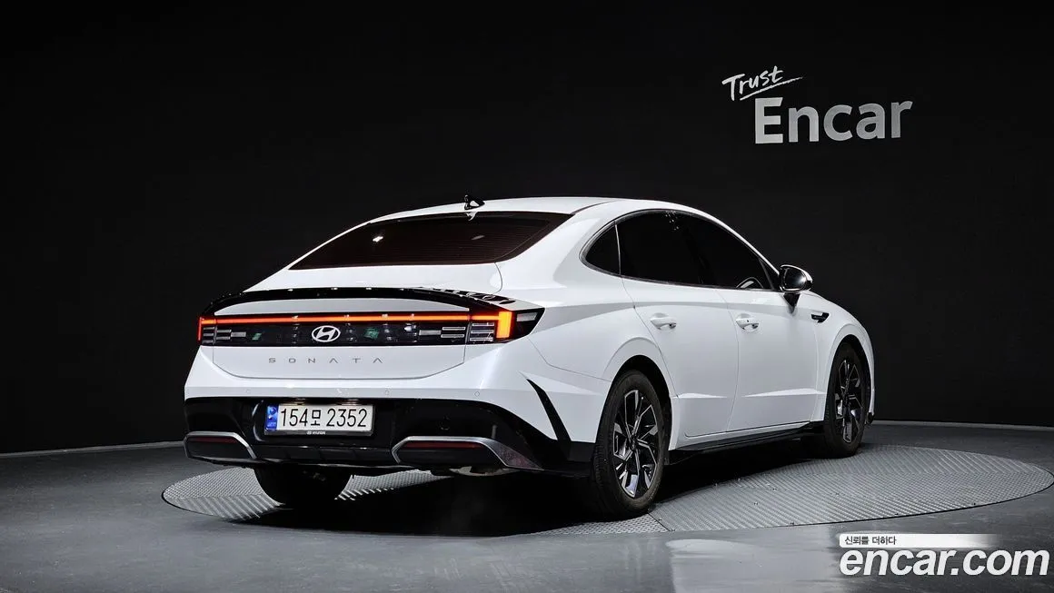 Hyundai Sonata 2024 из KR, фото 2