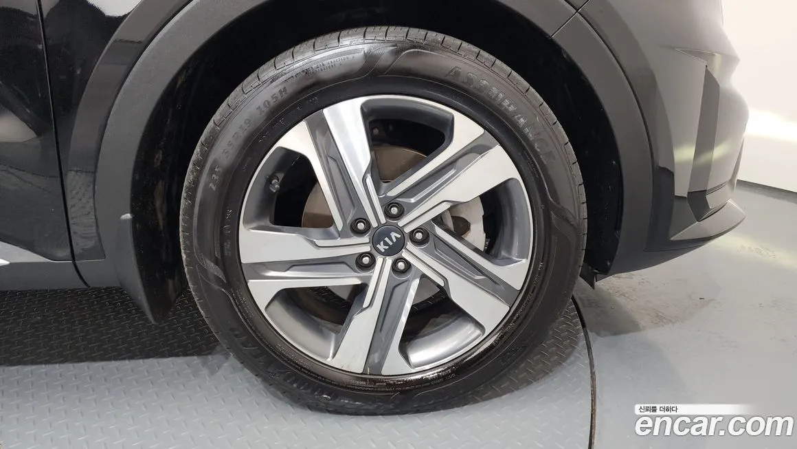 Kia Sorento — фото 5