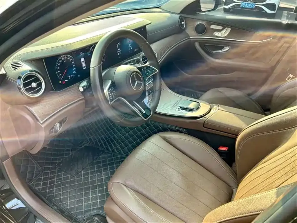 Mercedes-Benz E-Class 2023 из CN, фото 10