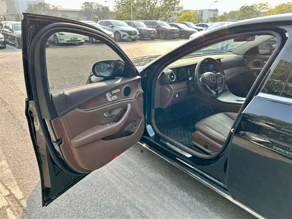 Mercedes-Benz E-Class 2023 из CN, фото 9