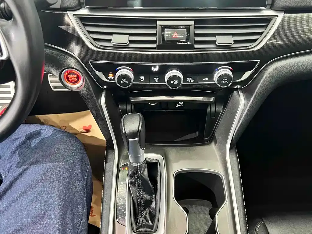 Honda Accord 2021 из CN, фото 9