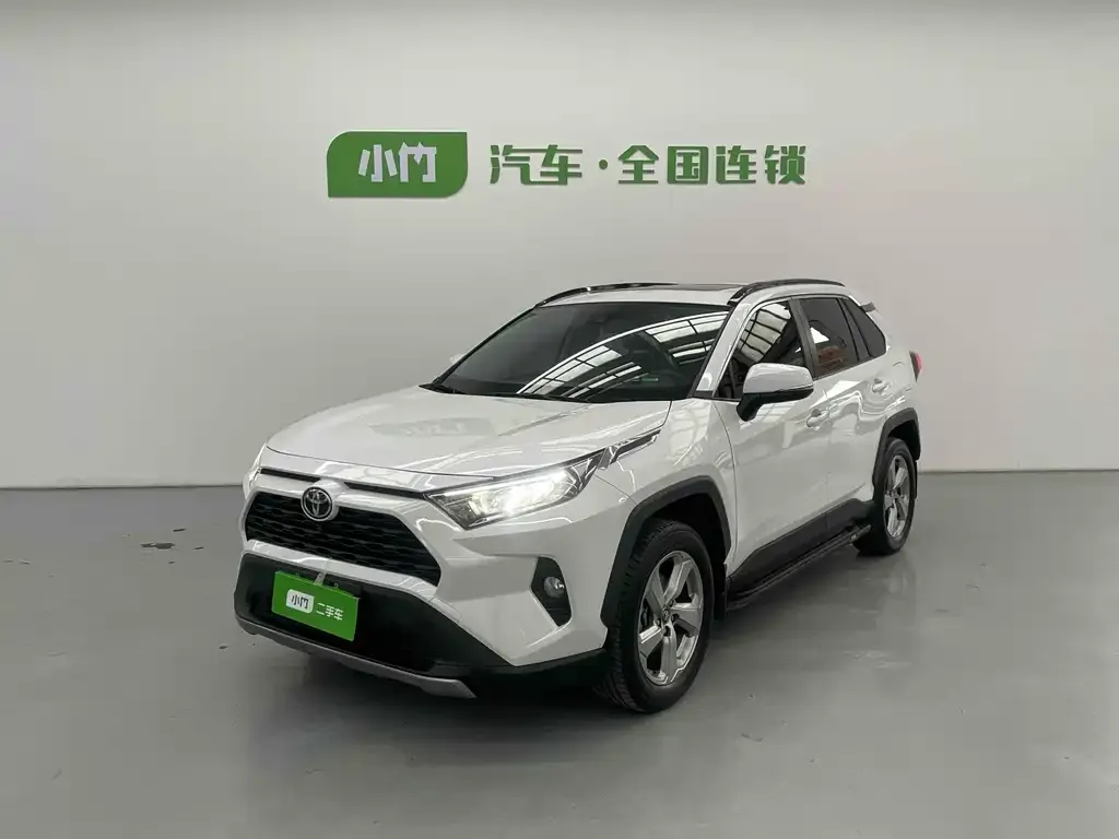 Toyota RAV4 2022 из CN, фото 1