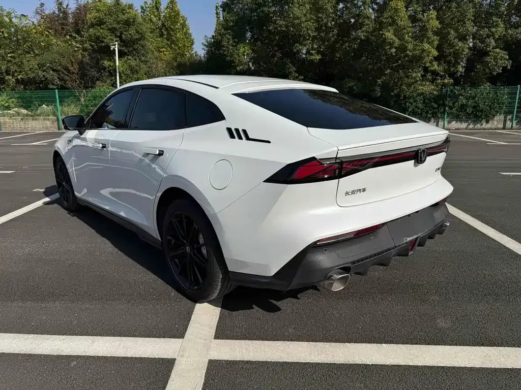 Changan UNI-V iDD 2023 из CN, фото 4