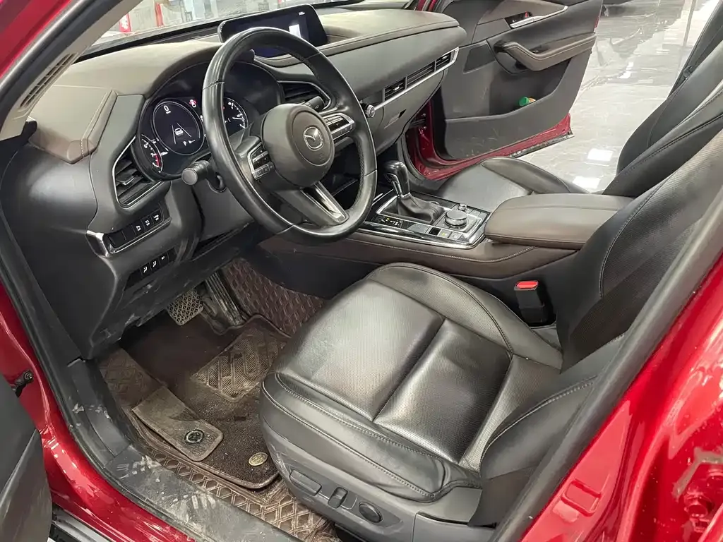 Mazda CX-30 2021 из CN, фото 5