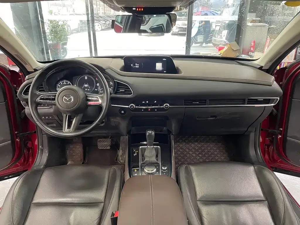 Mazda CX-30 2021 из CN, фото 8