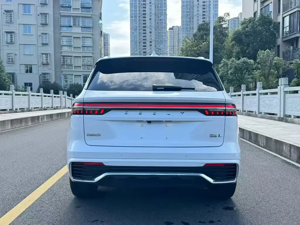 Geely Xingyue L 2024 из CN, фото 5