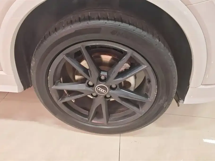 Audi Q2L 2023 из CN, фото 6