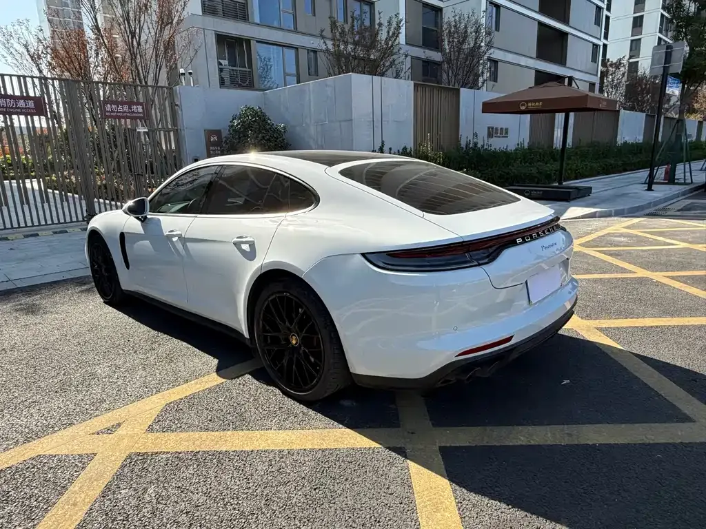 Porsche Panamera 2022 из CN, фото 6