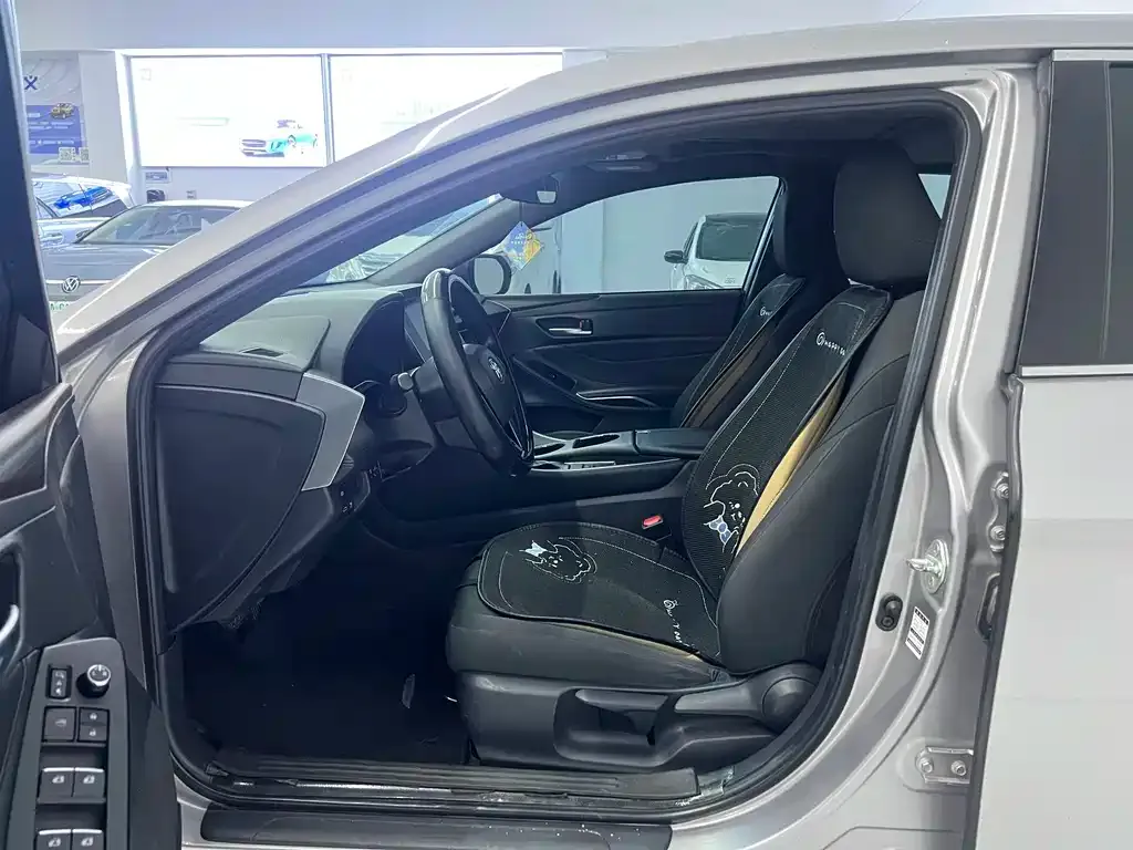 Toyota Avalon 2023 из CN, фото 9