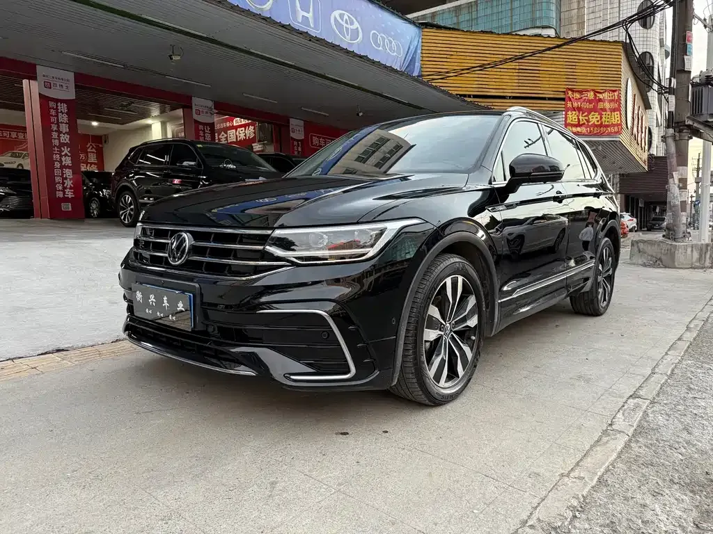 Volkswagen Tiguan L 2021 из CN, фото 1