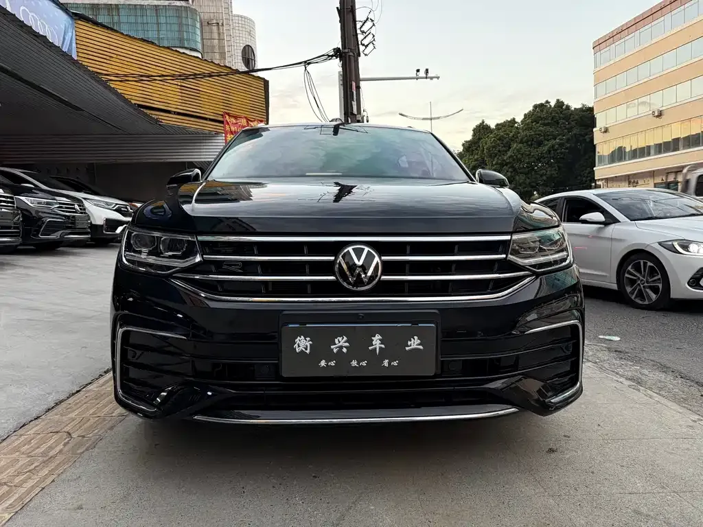 Volkswagen Tiguan L 2021 из CN, фото 2