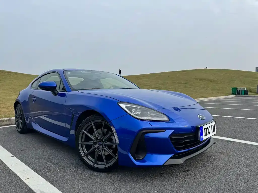 Subaru BRZ — фото 1