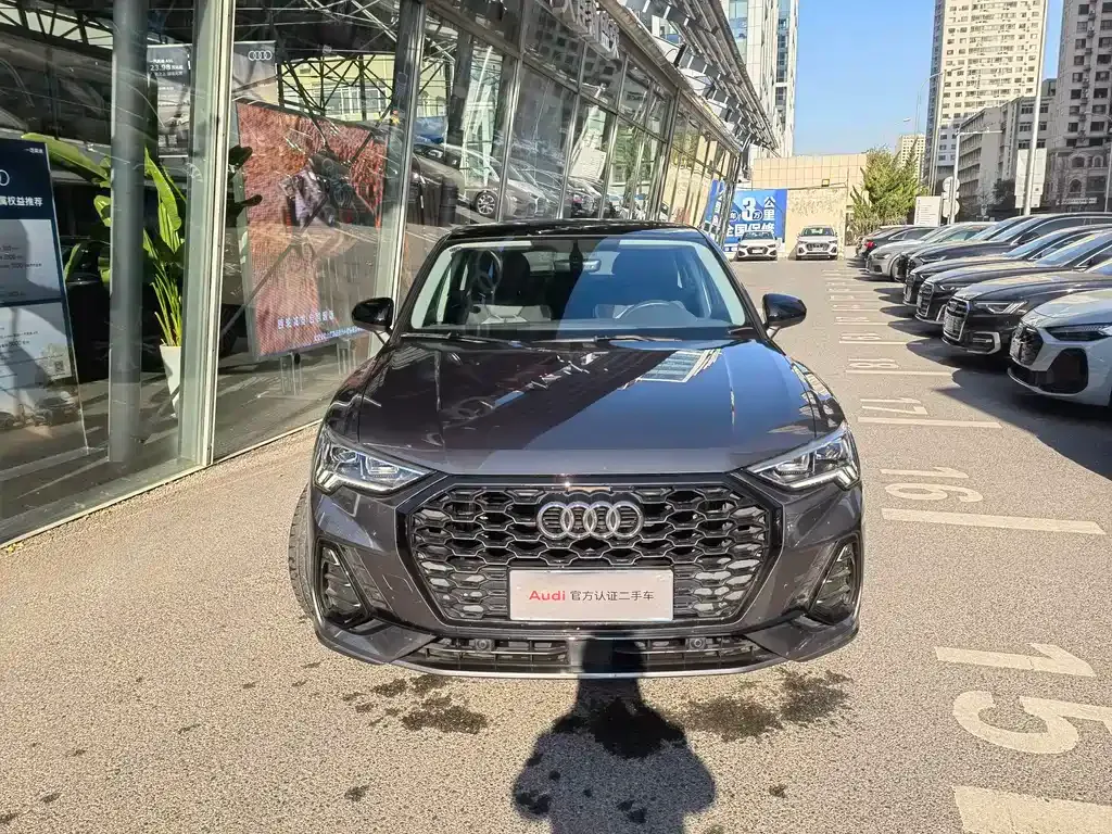 Audi Q3 Sportback — фото 3