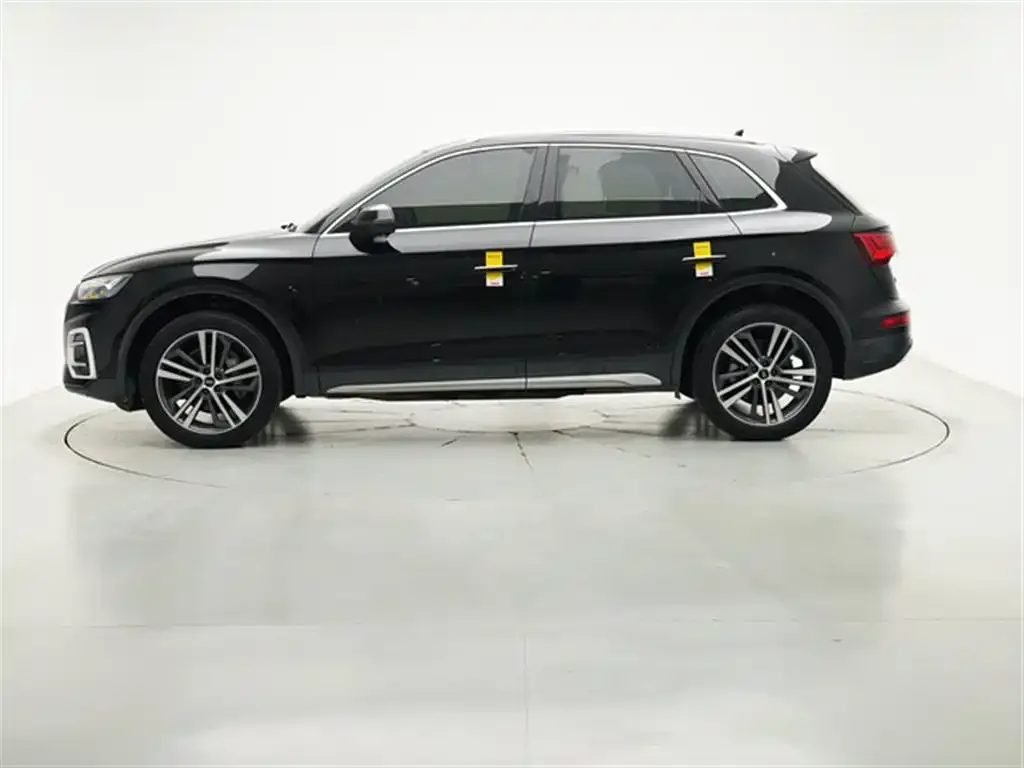 Audi Q5L 2022 из CN, фото 5
