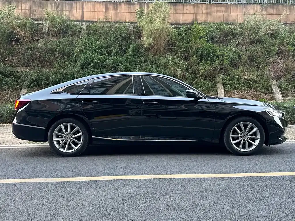 Honda Accord 2022 из CN, фото 7