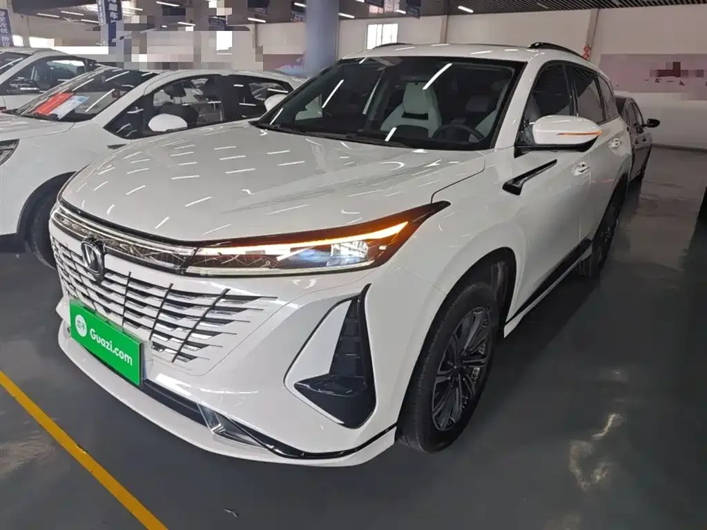 Changan CS75PLUS 2023 из CN, фото 2