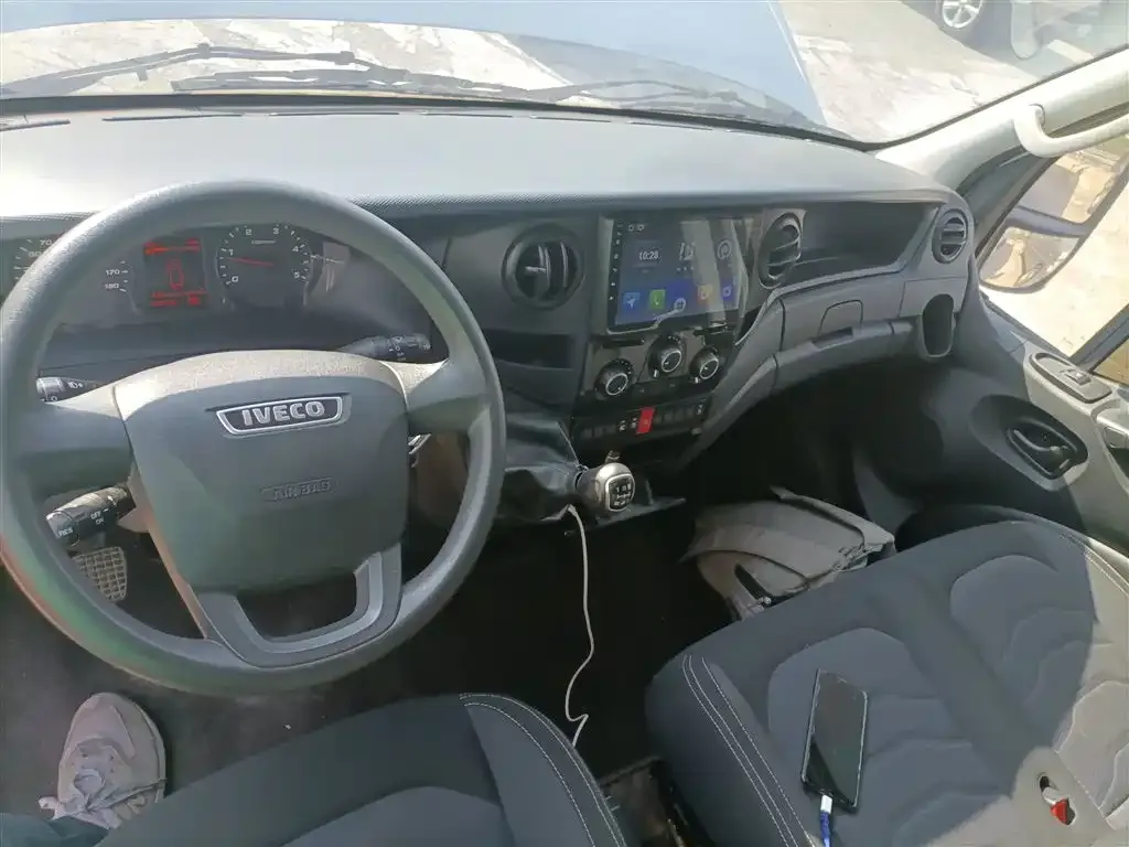 IVECO Ousheng 2021 из CN, фото 10