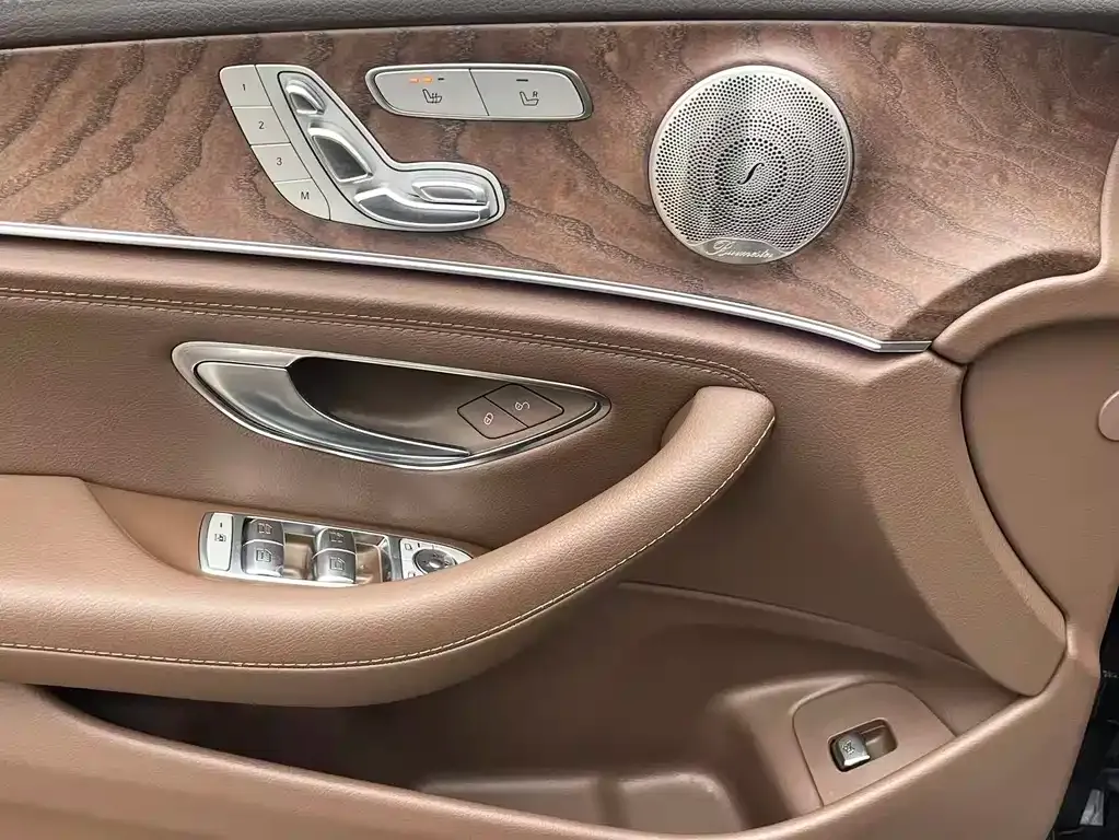 Mercedes-Benz E-Class 2022 из CN, фото 10