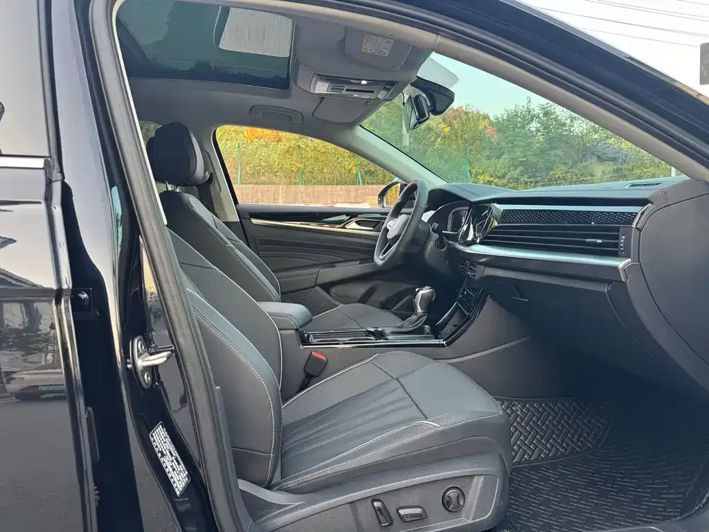 Volkswagen Passat — фото 9