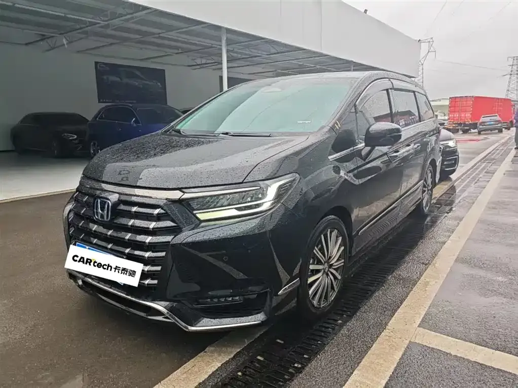 Honda Elysion 2024 из CN, фото 1