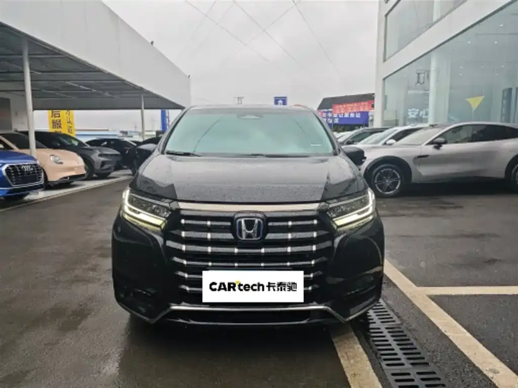 Honda Elysion 2024 из CN, фото 2