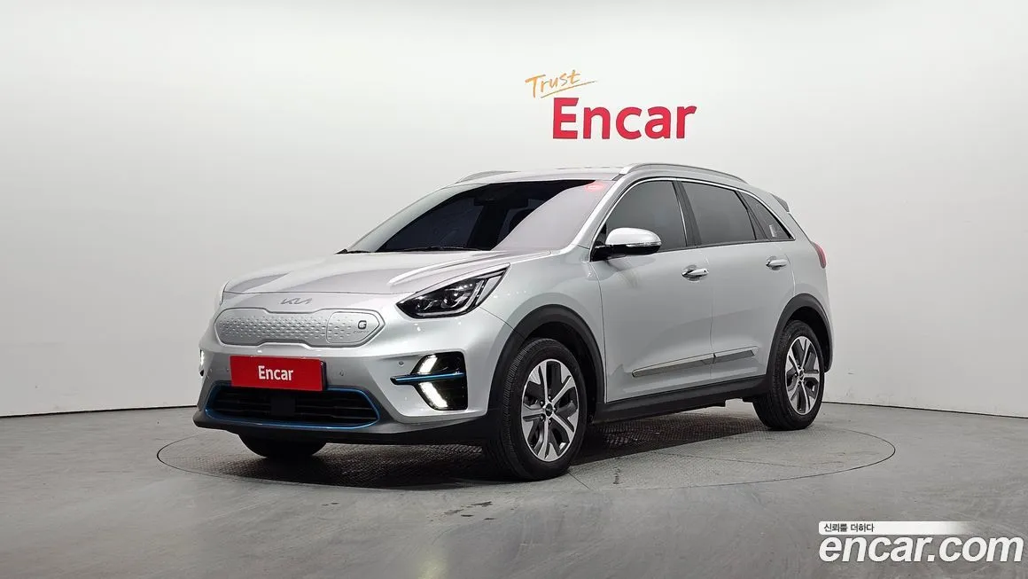 Kia Niro — фото 1
