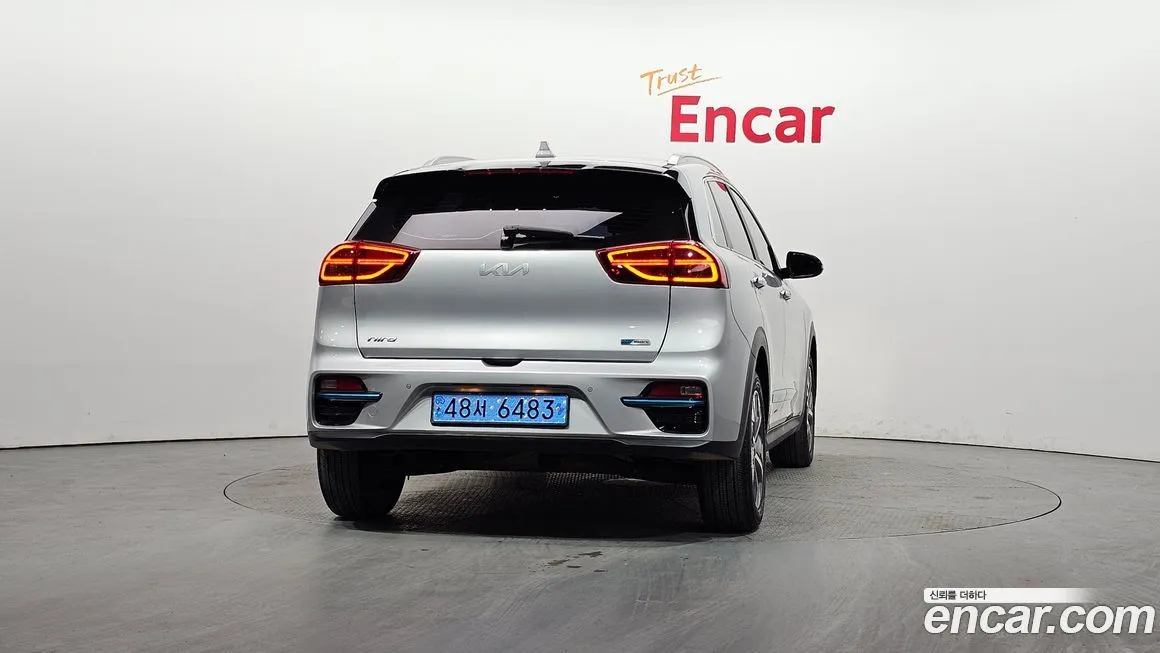 Kia Niro — фото 4