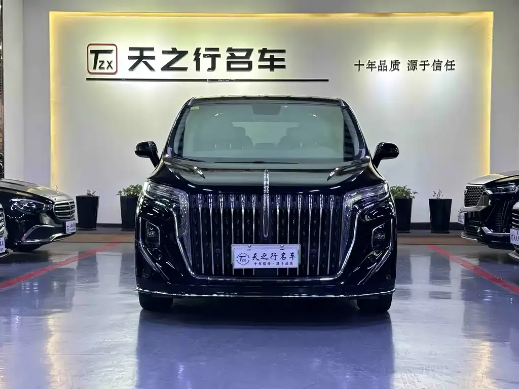 Hongqi HQ9 PHEV 2024 из CN, фото 2