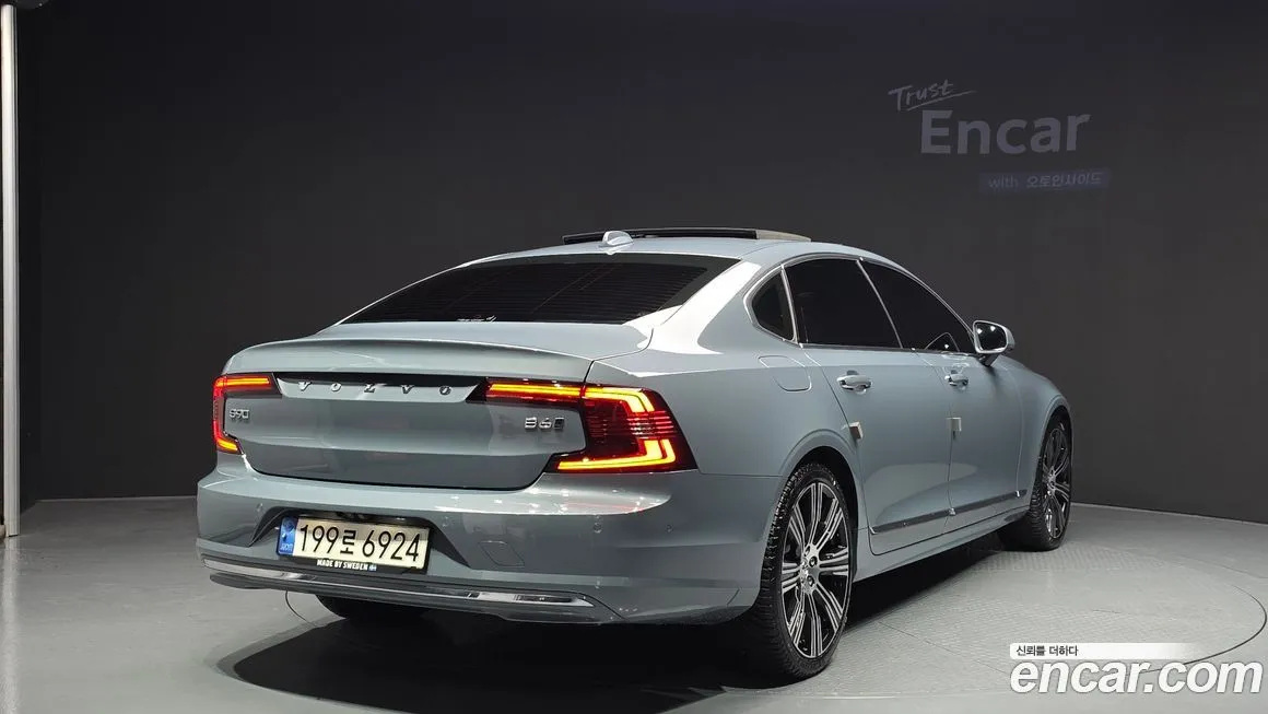 Volvo S90 — фото 2