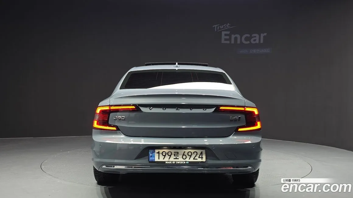 Volvo S90 — фото 4