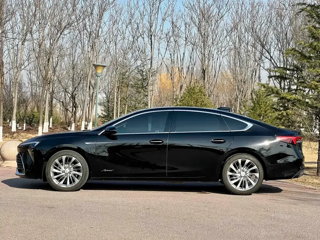 Buick LaCrosse 2024 из CN, фото 3