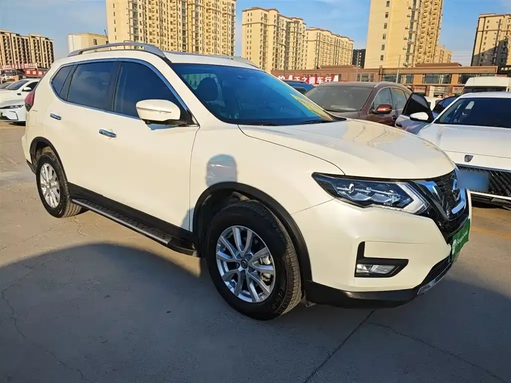 Nissan X-Trail 2023 из CN, фото 4