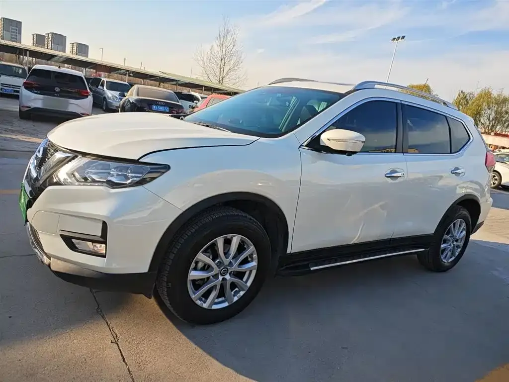 Nissan X-Trail 2023 из CN, фото 5