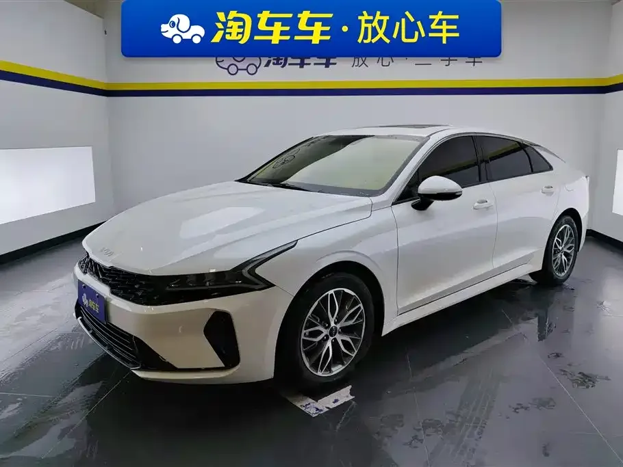 Kia K5 2024 из CN, фото 1