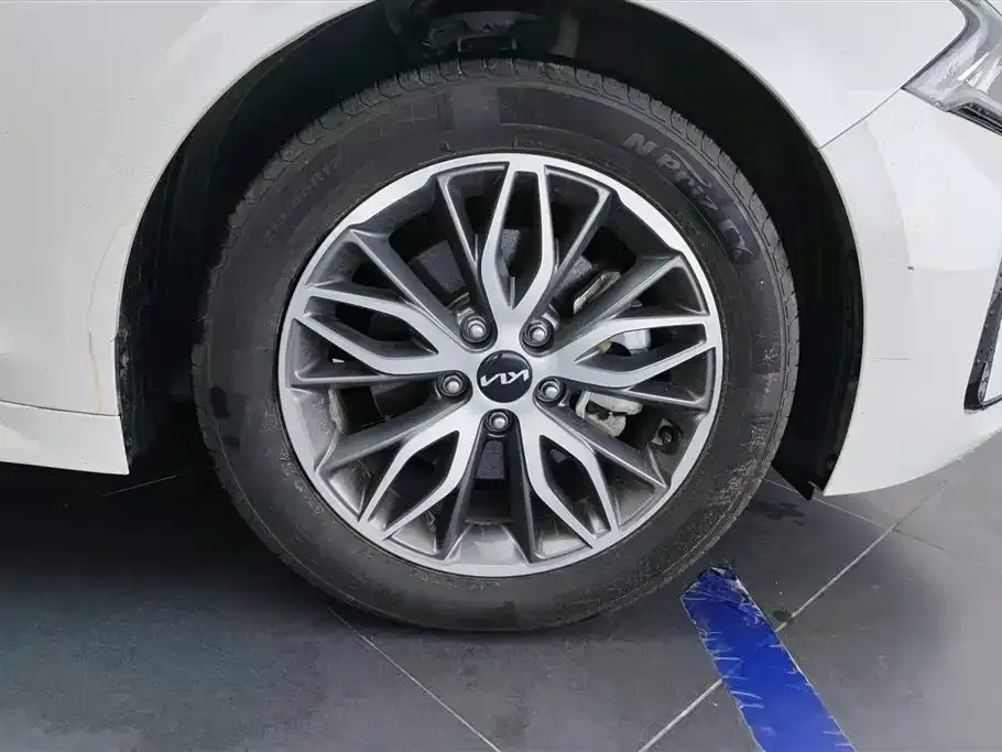 Kia K5 2024 из CN, фото 6