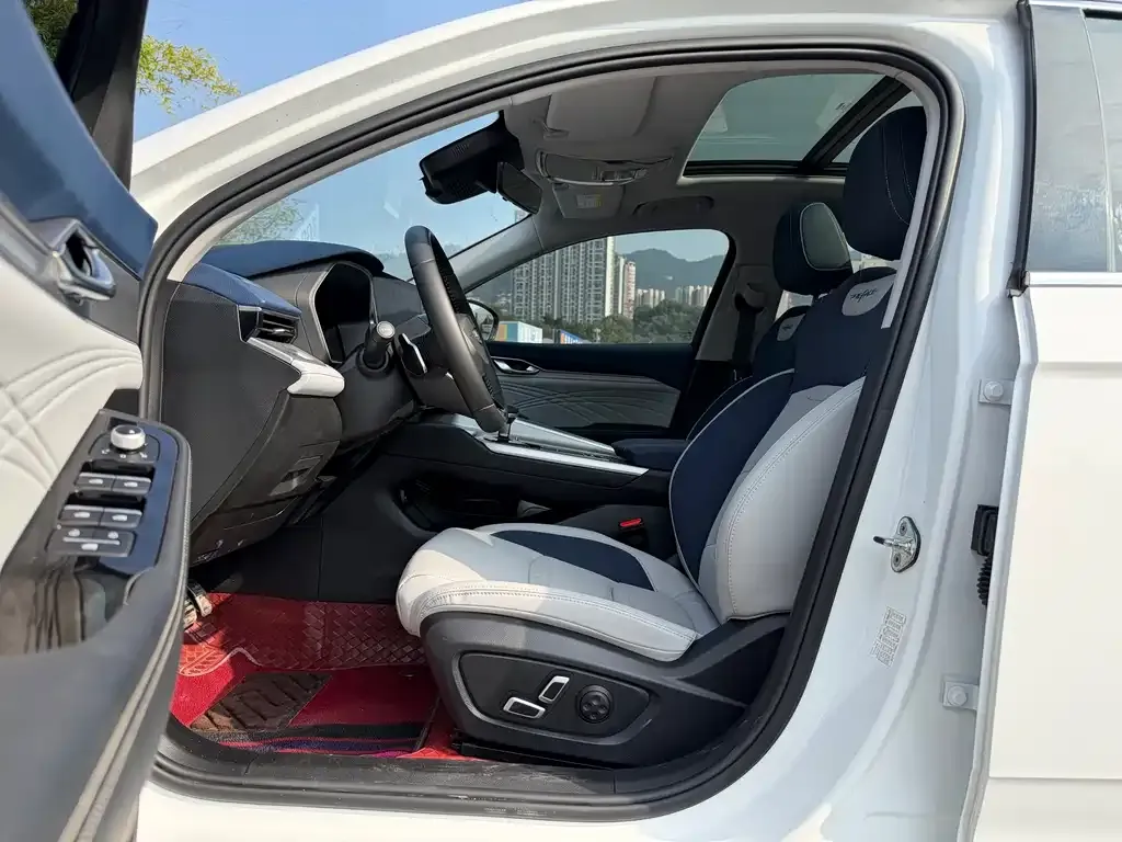 Geely Xingrui 2022 из CN, фото 7